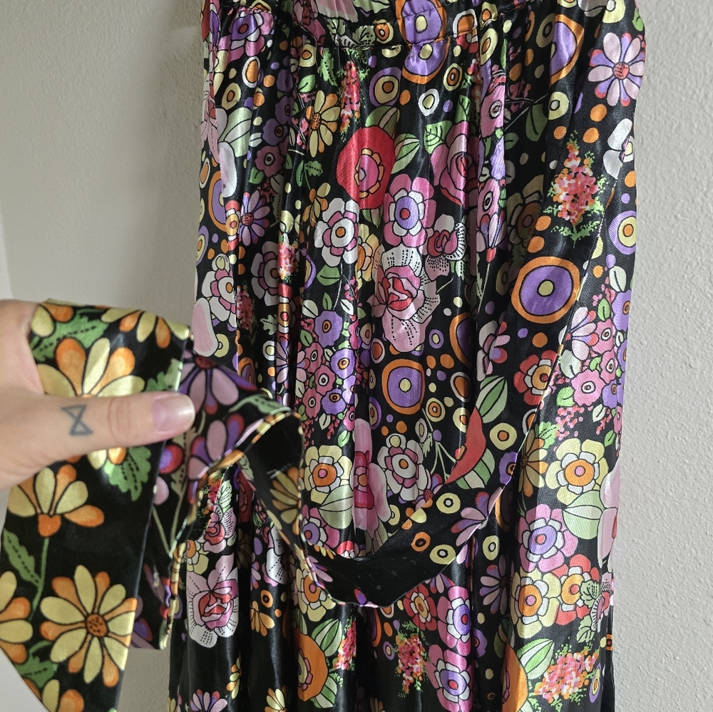 Floral Maxi Skirt - Black and Multicolor - Picture 4 of 7